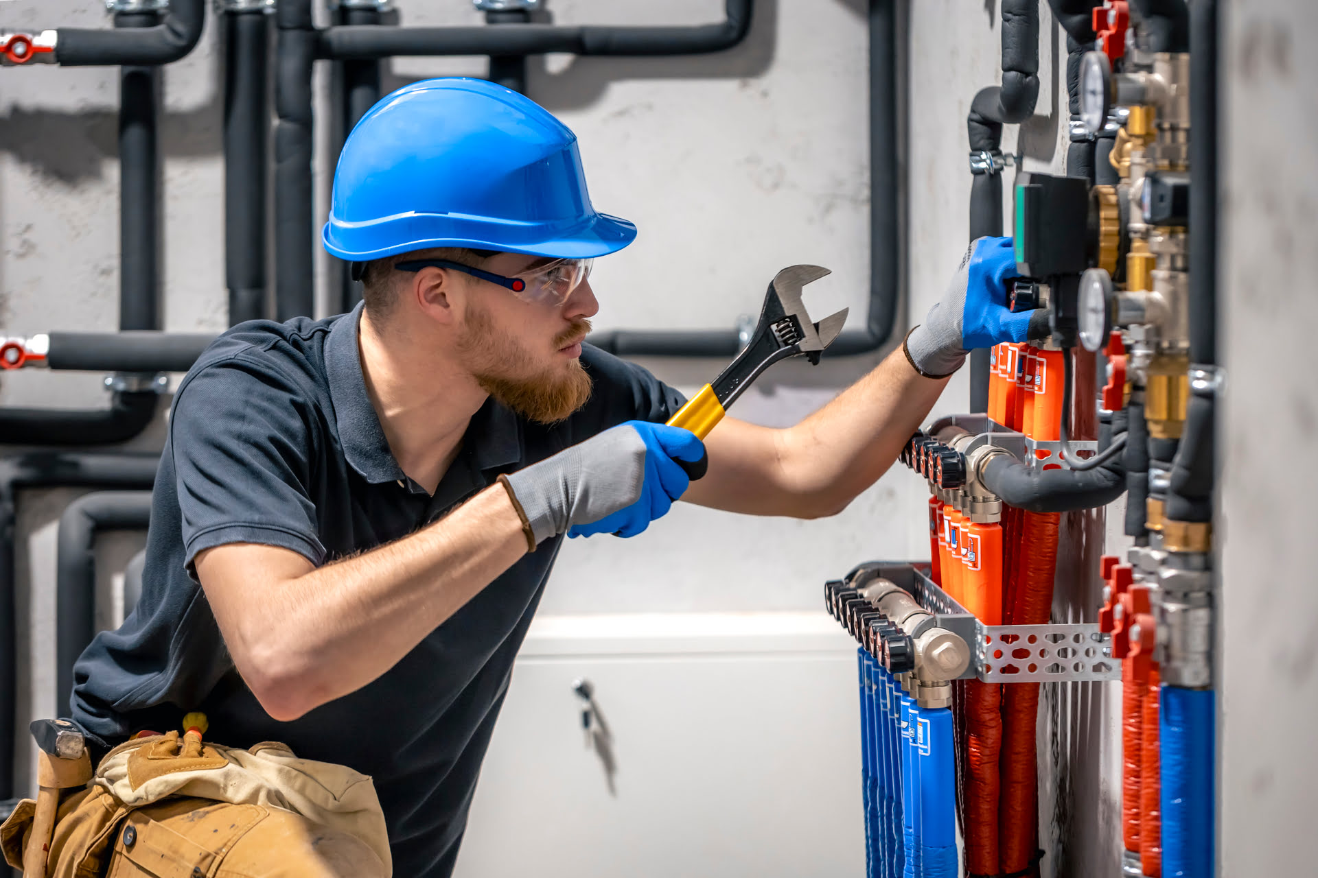 What Does a Commercial Plumber Do?